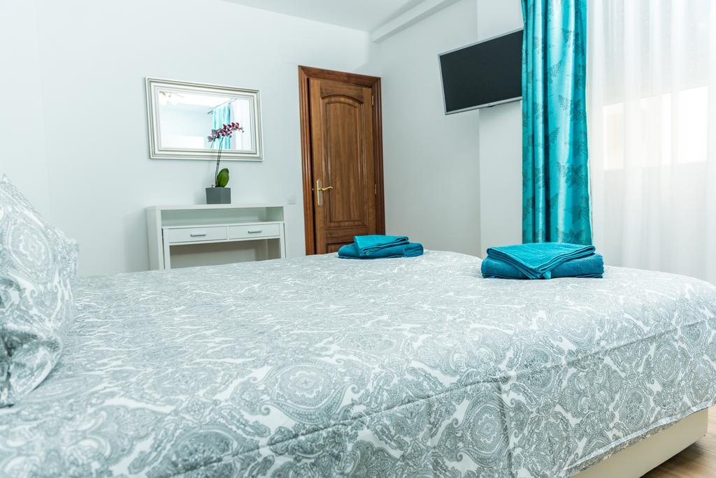 Modern Apartment Playa Валенсия Екстериор снимка