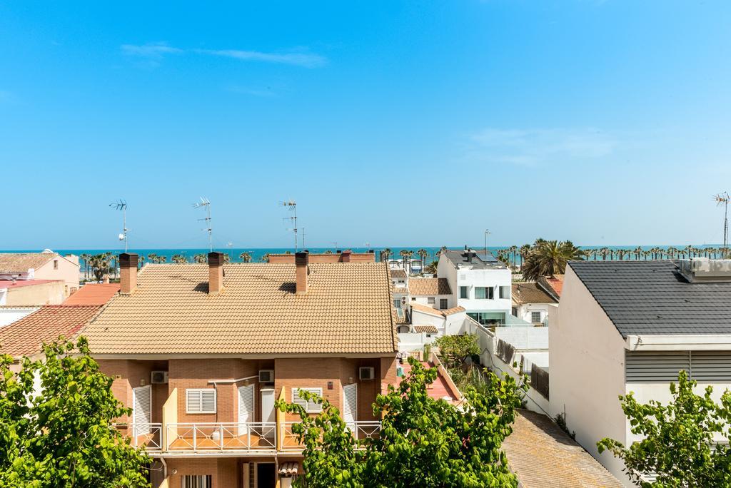 Modern Apartment Playa Валенсия Екстериор снимка